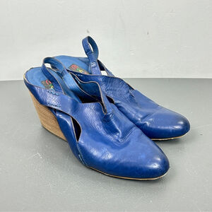 Everybody By Bz Moda Sling-back Leather Heels